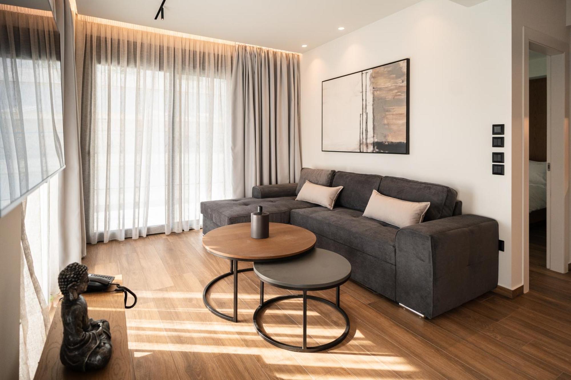 Volos Inn Hotel Екстер'єр фото