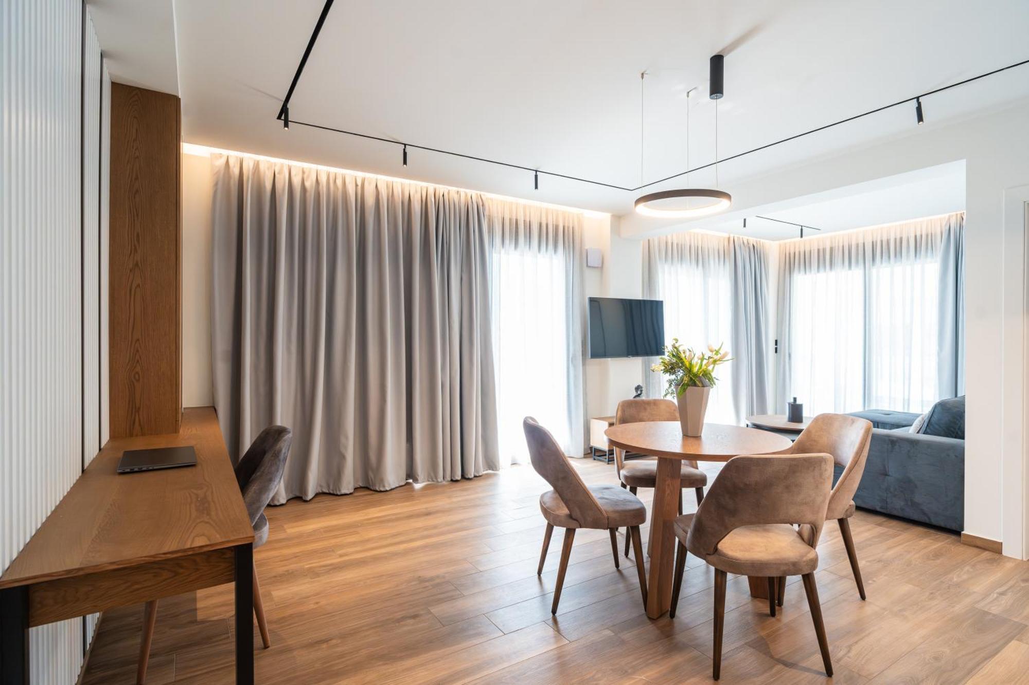 Volos Inn Hotel Екстер'єр фото
